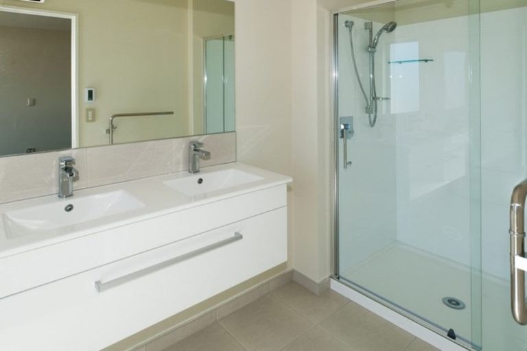 Photo of property in 40 John Campbell Crescent, Hillmorton, Christchurch, 8024