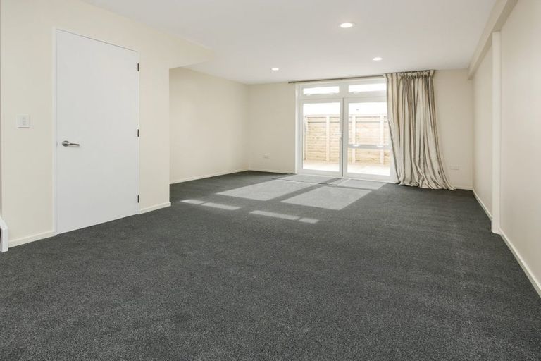 Photo of property in 12-16 Pirie Street, Palmerston North, 4410