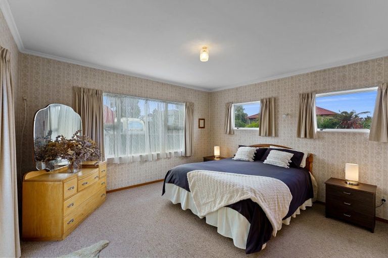 Photo of property in 16 Rimu Street, Otaki, 5512