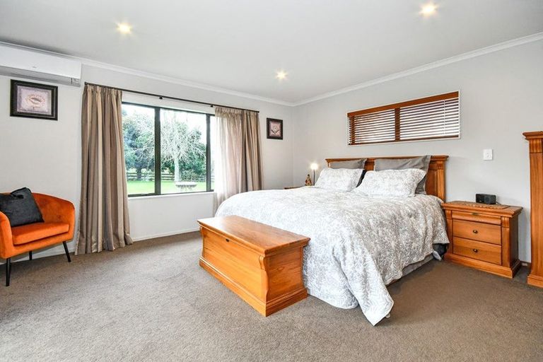 Photo of property in 68 Cooper Road, Ramarama, Drury, 2579