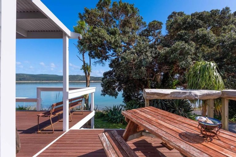 Photo of property in 3 Hokianga Harbour Drive, Opononi, Kaikohe, 0473