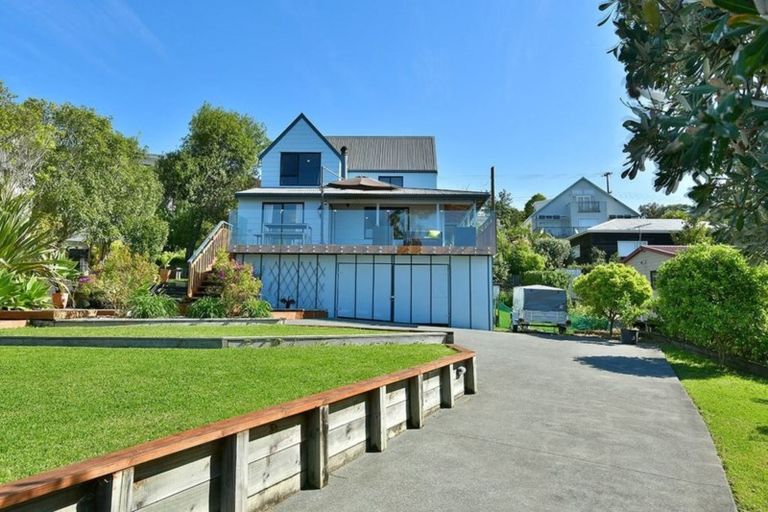 Photo of property in 1 Inca Place, Snells Beach, 0920