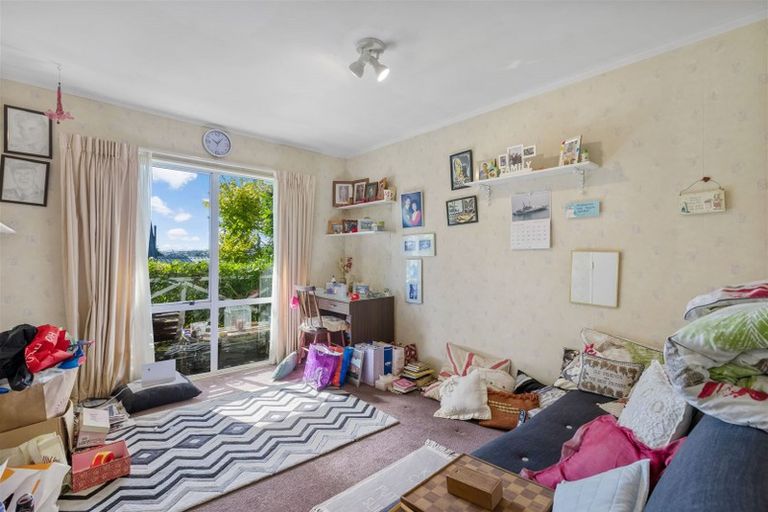 Photo of property in 2/36 Gosford Drive, Botany Downs, Auckland, 2010