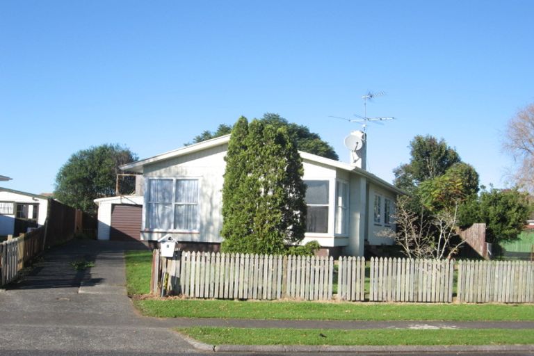 Photo of property in 5 Primrose Place, Manurewa, Auckland, 2102