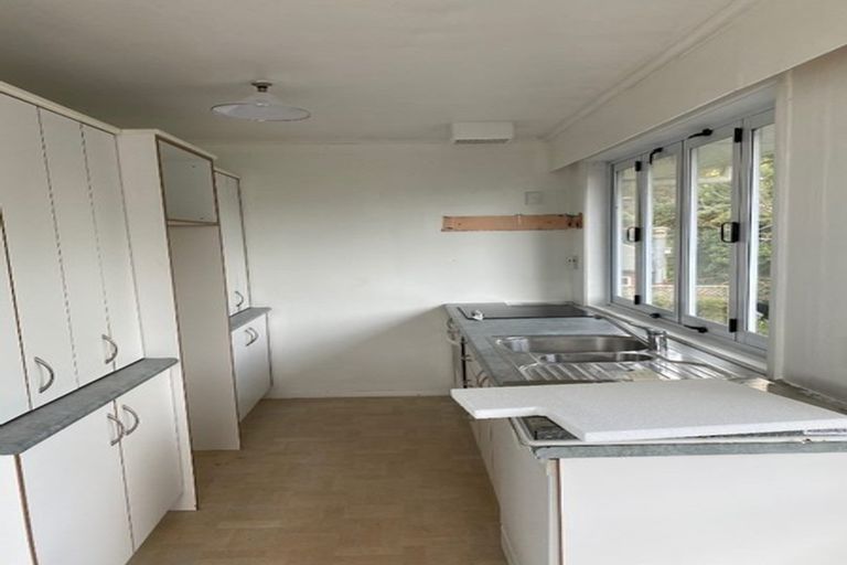 Photo of property in 83 Matatua Road, Raumati Beach, Paraparaumu, 5032