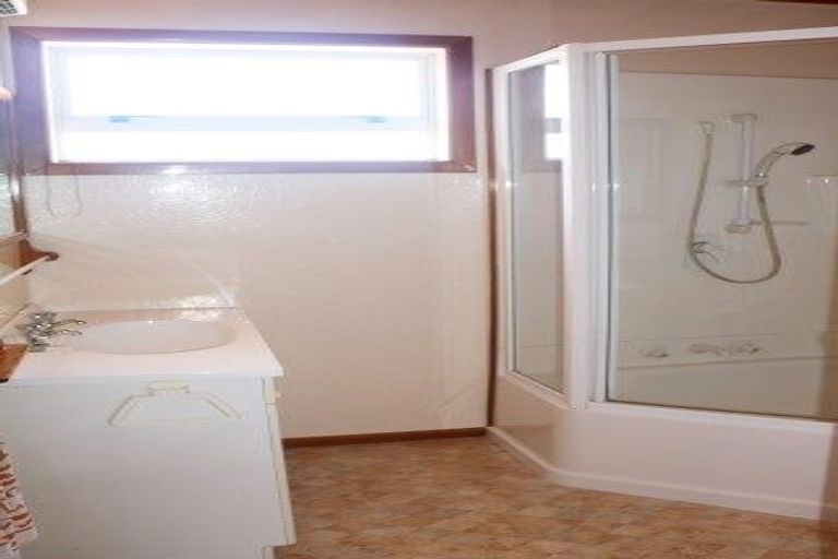 Photo of property in 65 Taward Street, Oamaru North, Oamaru, 9400