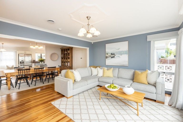 Photo of property in 10 Meeanee Quay, Westshore, Napier, 4110