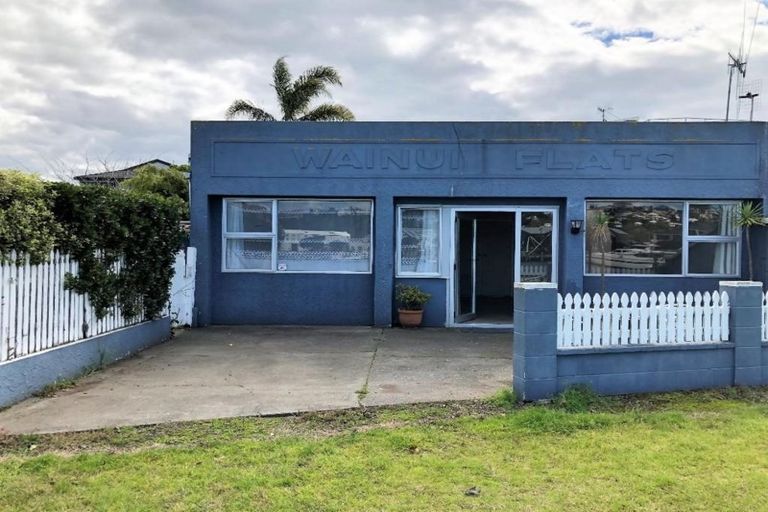 Photo of property in 2/1 Charles Street, Westshore, Napier, 4110