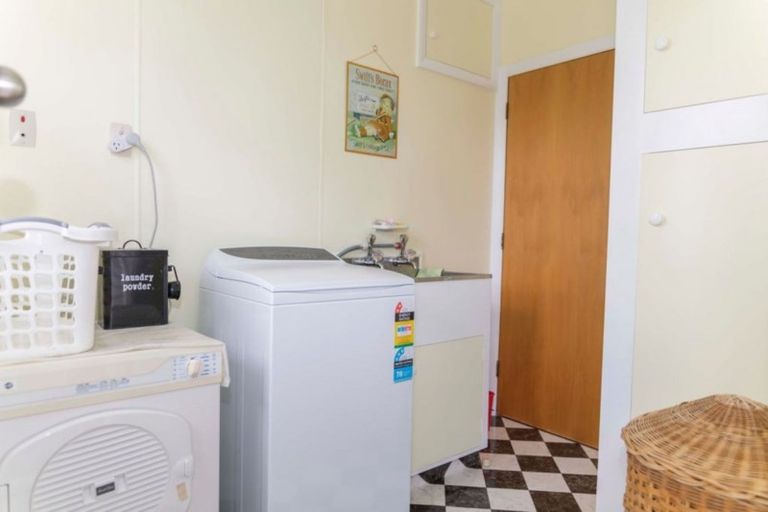 Photo of property in 24 Ransom Street, Dannevirke, 4930