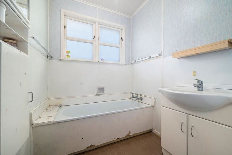 Photo of property in 4 Hingaia Street, Turangi, 3334