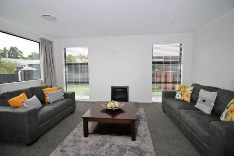 Photo of property in 10 Heasley Lane, Mosgiel, 9092