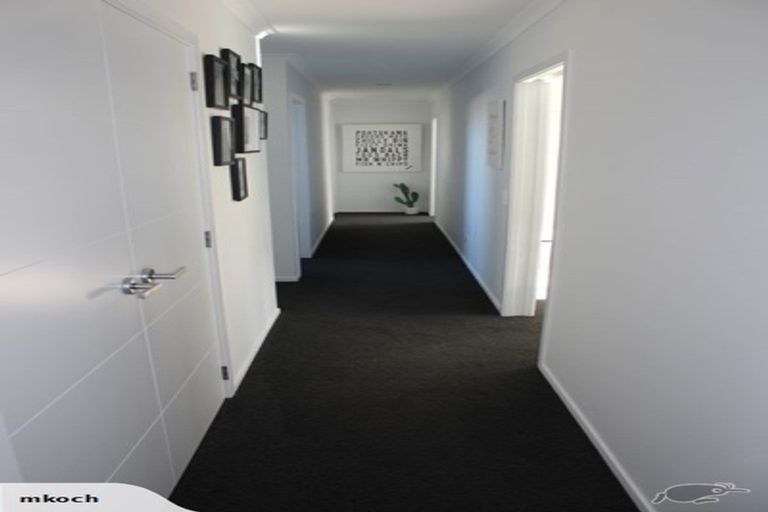 Photo of property in 11 Fuller Street, Papamoa Beach, Papamoa, 3118