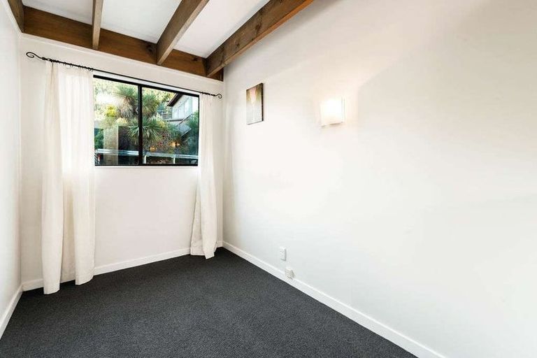 Photo of property in 5a Watts Road, Fernhill, Queenstown, 9300