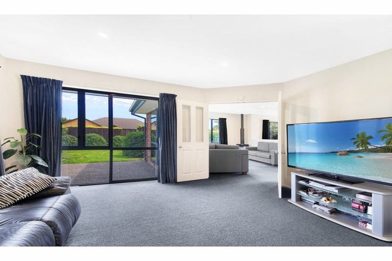 Photo of property in 17 Stark Place, Kaiapoi, 7630
