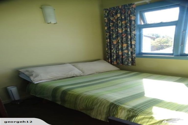 Photo of property in 172 Keyes Road, New Brighton, Christchurch, 8083