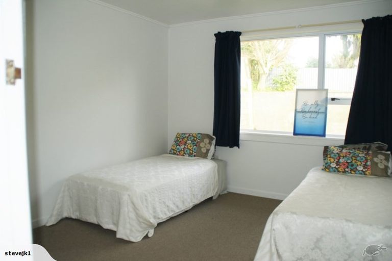 Photo of property in 5 Browne Street, Waitara, 4320