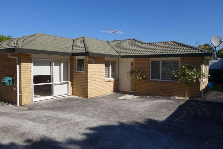 Photo of property in 17a Roslyn Road, Mount Wellington, Auckland, 1060