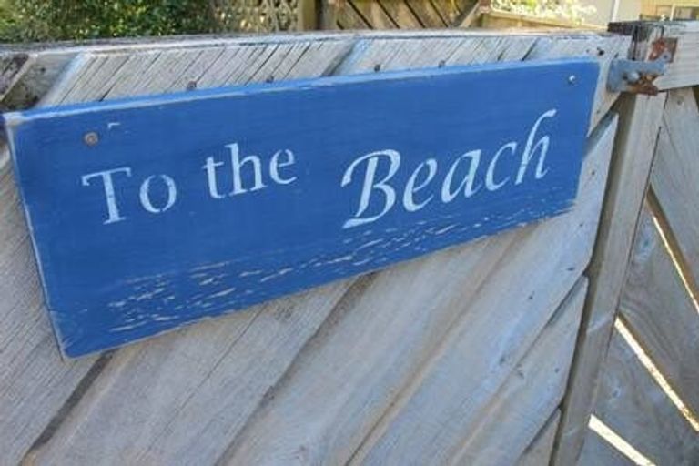 Photo of property in 1043b Papamoa Beach Road, Papamoa Beach, Papamoa, 3118