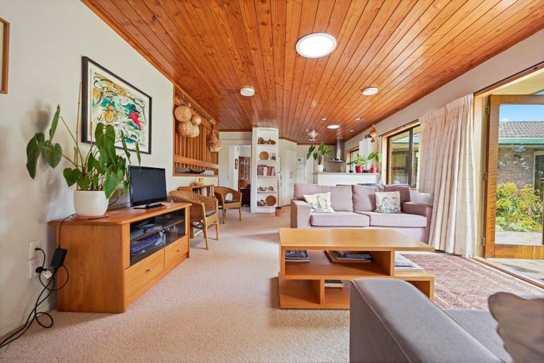 Photo of property in 30 Rutherford Street, Chedworth, Hamilton, 3210