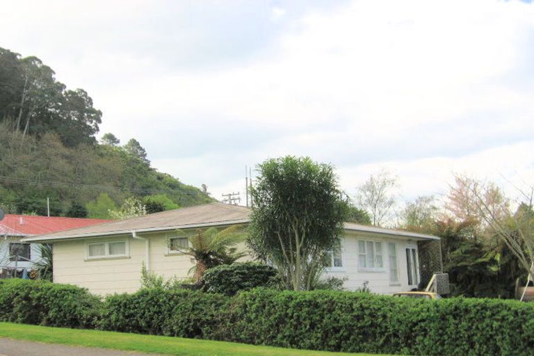 Photo of property in 65 Fairview Road, Western Heights, Rotorua, 3015