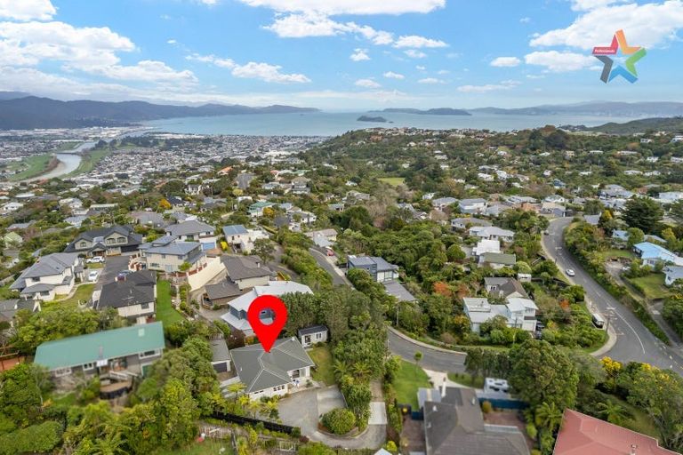 Photo of property in 46 Poto Road, Normandale, Lower Hutt, 5010