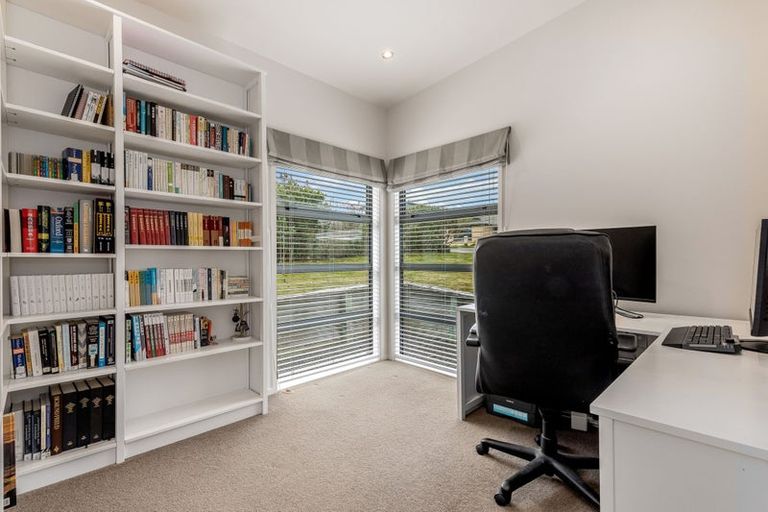 Photo of property in 20 Nelson Avenue, Aotea, Porirua, 5024