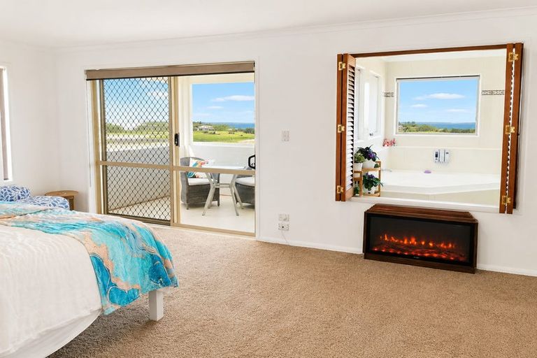 Photo of property in 58 Nautilus Drive, Gulf Harbour, Whangaparaoa, 0930