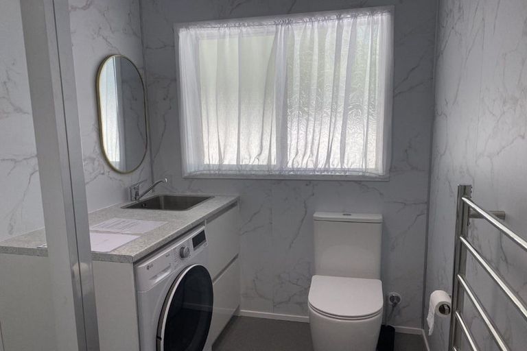 Photo of property in 704 Alexandra Street, Parkvale, Hastings, 4122