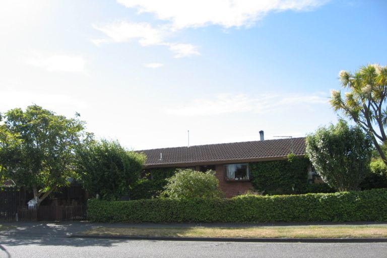 Photo of property in 10 Brentwood Street, Parklands, Christchurch, 8083