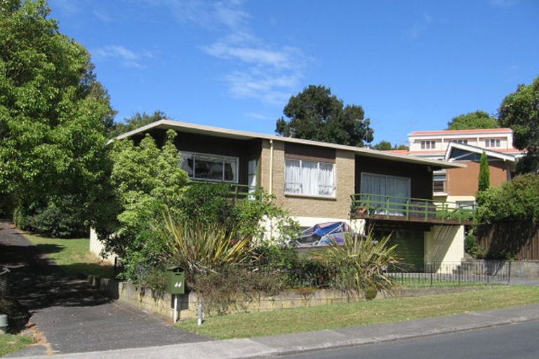 Photo of property in 42 Saddleback Rise, Murrays Bay, Auckland, 0630