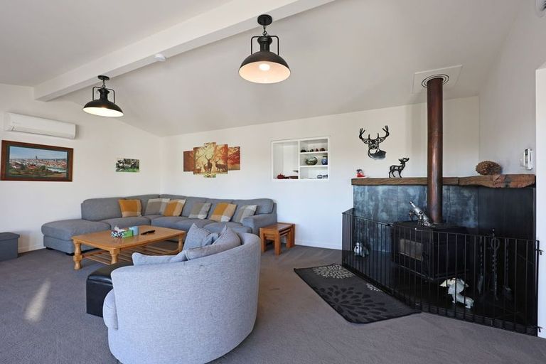 Photo of property in 42a Gordon Street, Weston, Oamaru, 9401