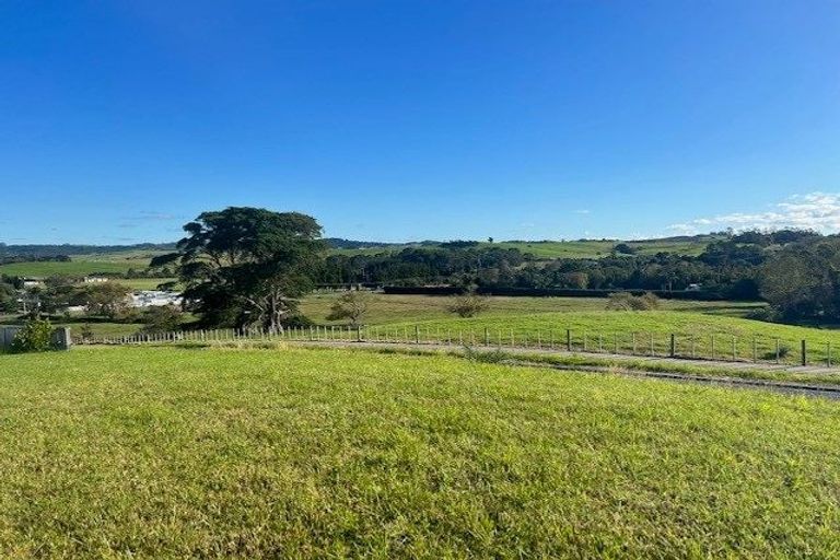 Photo of property in 14 Fantail Way, Mangawhai, 0505
