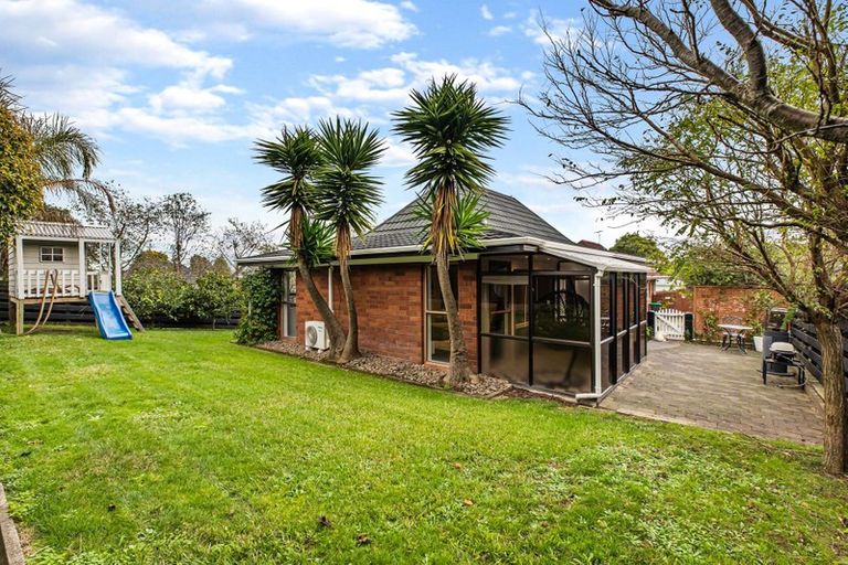 Photo of property in 2/352 Bucklands Beach Road, Bucklands Beach, Auckland, 2012