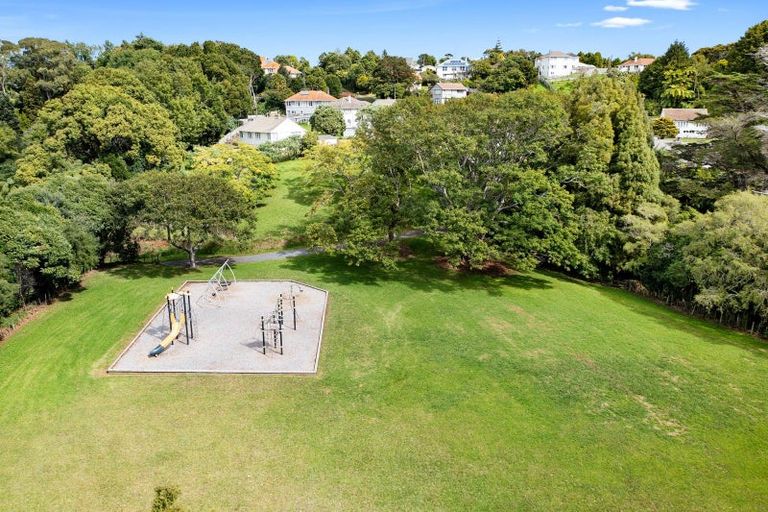 Photo of property in 79a Glenpark Avenue, Frankleigh Park, New Plymouth, 4310