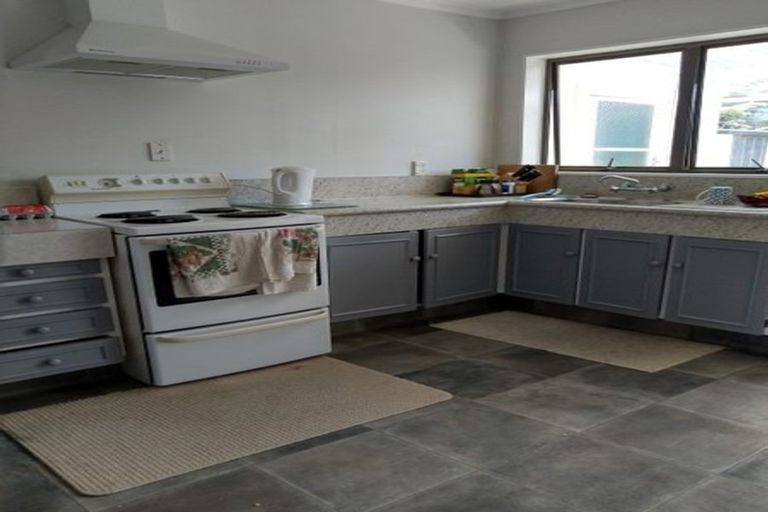 Photo of property in 12a Columba Place, Matua, Tauranga, 3110