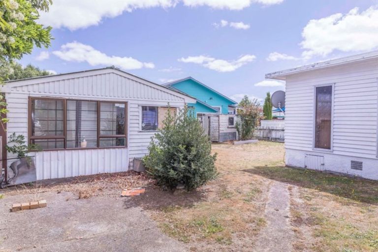 Photo of property in 13 Dagmar Street, Dannevirke, 4930