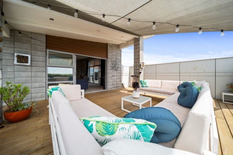 Photo of property in 40 Penrod Drive, Bell Block, New Plymouth, 4312