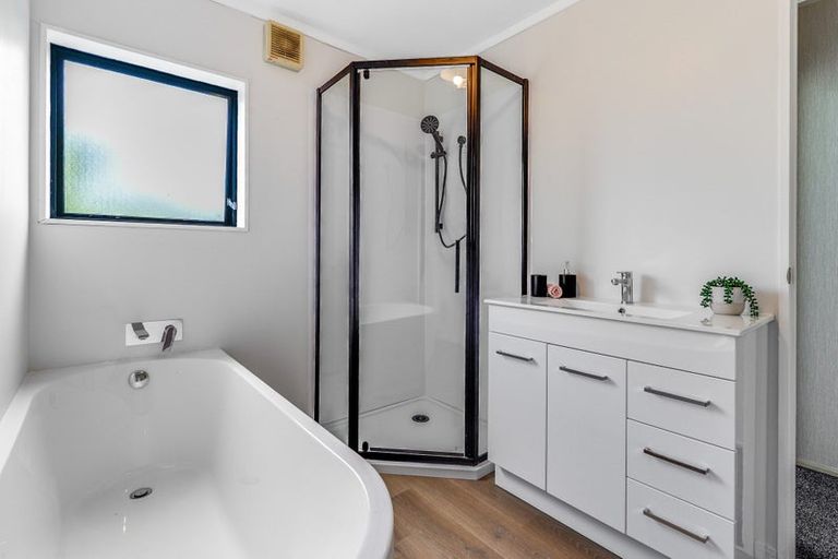 Photo of property in 64 Brymer Road, Grandview Heights, Hamilton, 3200