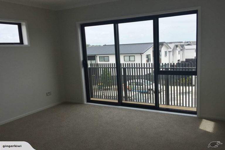 Photo of property in 1 Saltmarsh Road, Hobsonville, Auckland, 0616