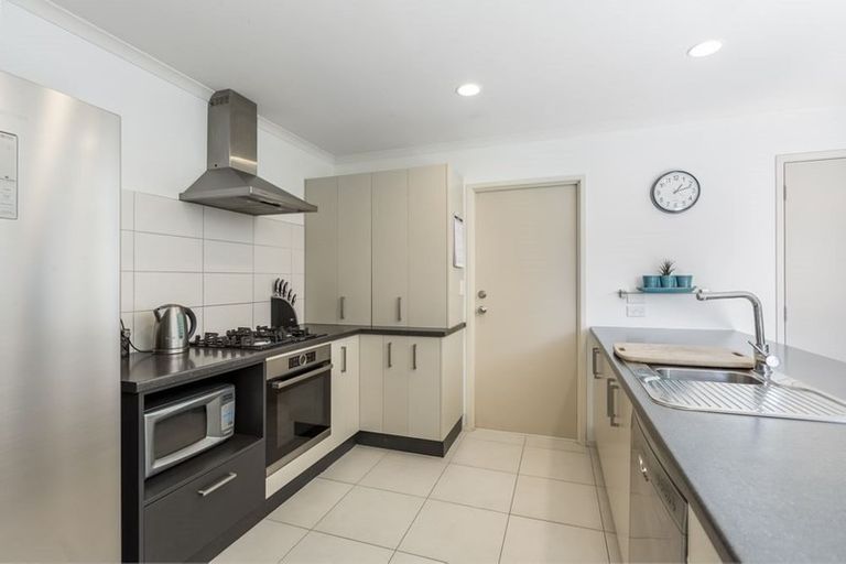 Photo of property in 10 Barwick Place, Stanmore Bay, Whangaparaoa, 0932