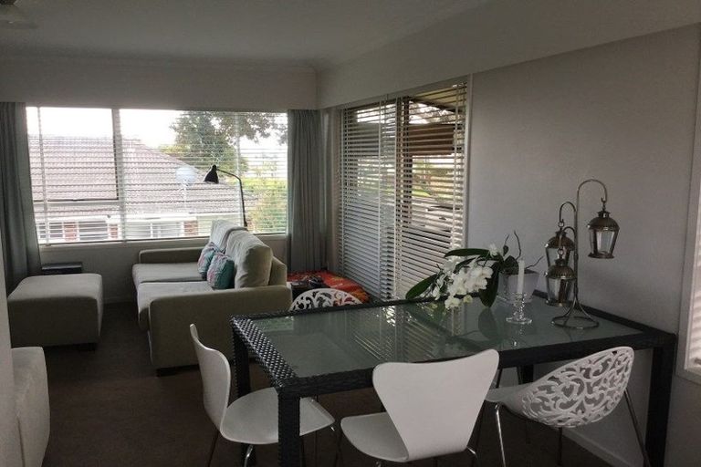 Photo of property in 1/49 Francis Street, Hauraki, Auckland, 0622