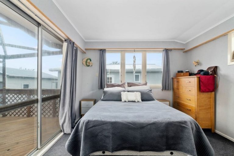 Photo of property in 8 Puweto Street, Selwyn Heights, Rotorua, 3015