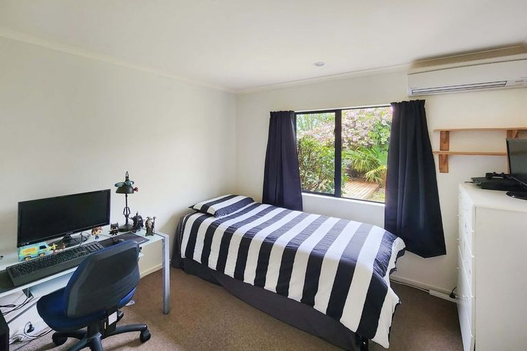 Photo of property in 13 Ormrod Grove, Riverstone Terraces, Upper Hutt, 5018