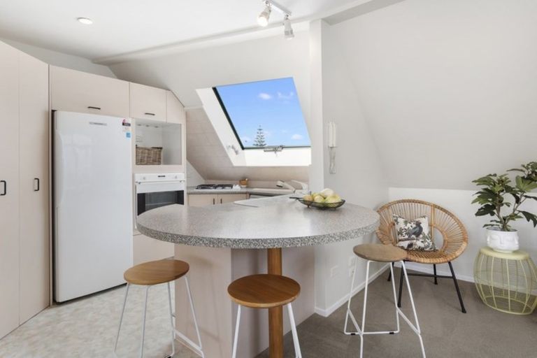 Photo of property in 62g Maunganui Road, Mount Maunganui, 3116