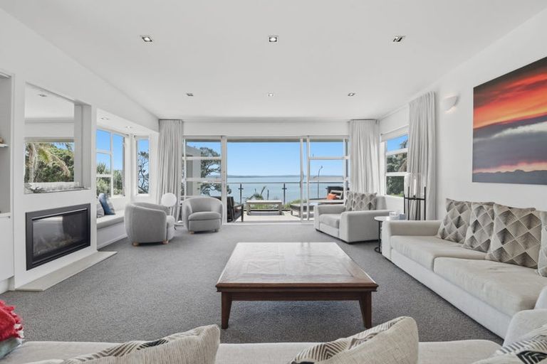 Photo of property in 70 St Michaels Avenue, Point Chevalier, Auckland, 1022
