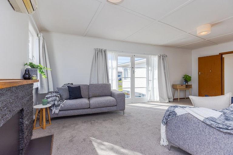 Photo of property in 195 Puriri Street, Castlecliff, Whanganui, 4501