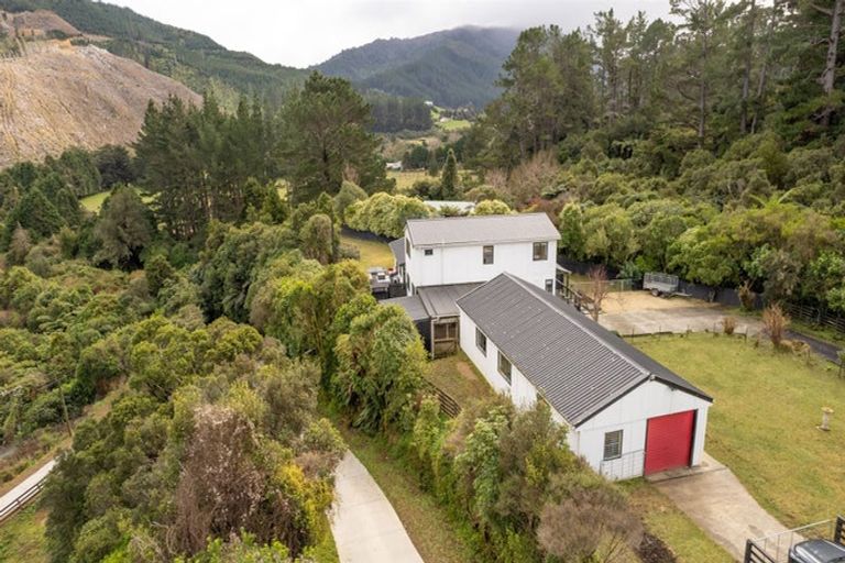 Photo of property in 1258 Akatarawa Road, Akatarawa, Upper Hutt, 5372