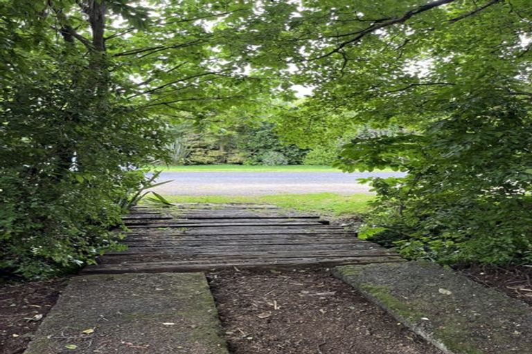 Photo of property in 1 Pitt Street, Waitati, 9085