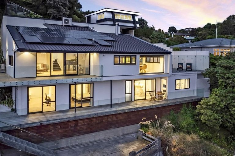 Photo of property in 21 Whareora Terrace, Cashmere, Christchurch, 8022