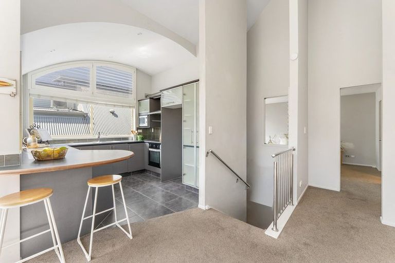 Photo of property in 25 Rita Street, Mount Maunganui, 3116